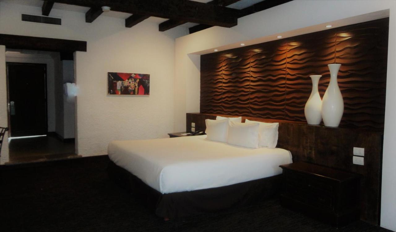 Radisson Hotel Tapatio Guadalajara Aeropuerto Tlaquepaque Esterno foto